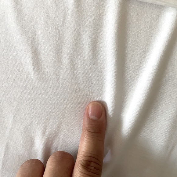 ‼️FREE WITH PURCHASE‼️ Nike Air Tank Top - Picture 6 of 6